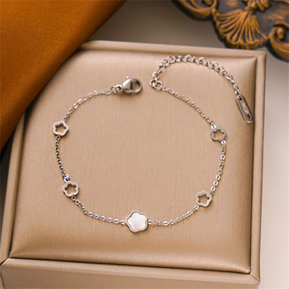 Stainless Steel Flower Bracelet Golden
