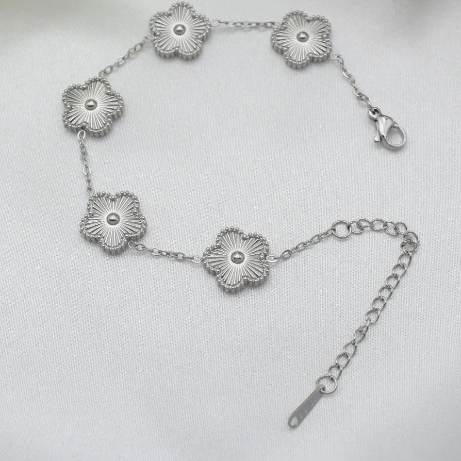 Stainless Steel Flower Bracelet  Golden